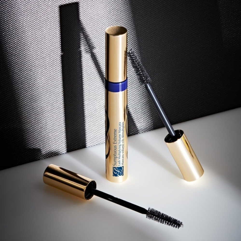 Estee Lauder Sumptuous Extreme Extreme Black Mascara